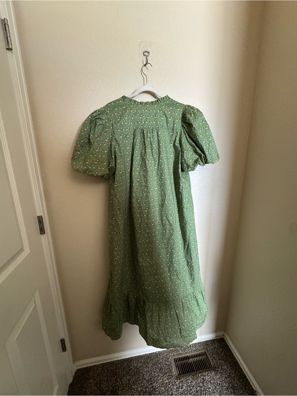 Hyacinth House Green Diamond Floral Mimi Midi Dress Sz XL Boho Puff Sleeve - Picture 8 of 8
